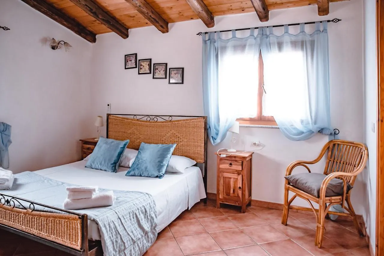 SantʼAntìoco Sa Ruscitta Bed & Breakfast